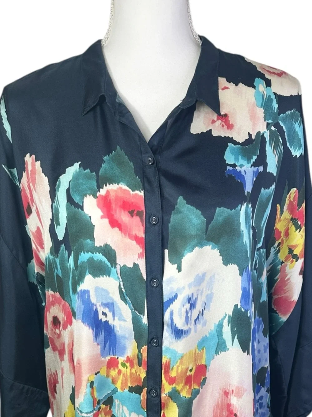 Johnny Was Malani Silk Floral Button Front Tunic Blouse S Blue Multicolor Boho - Picture 3 of 11